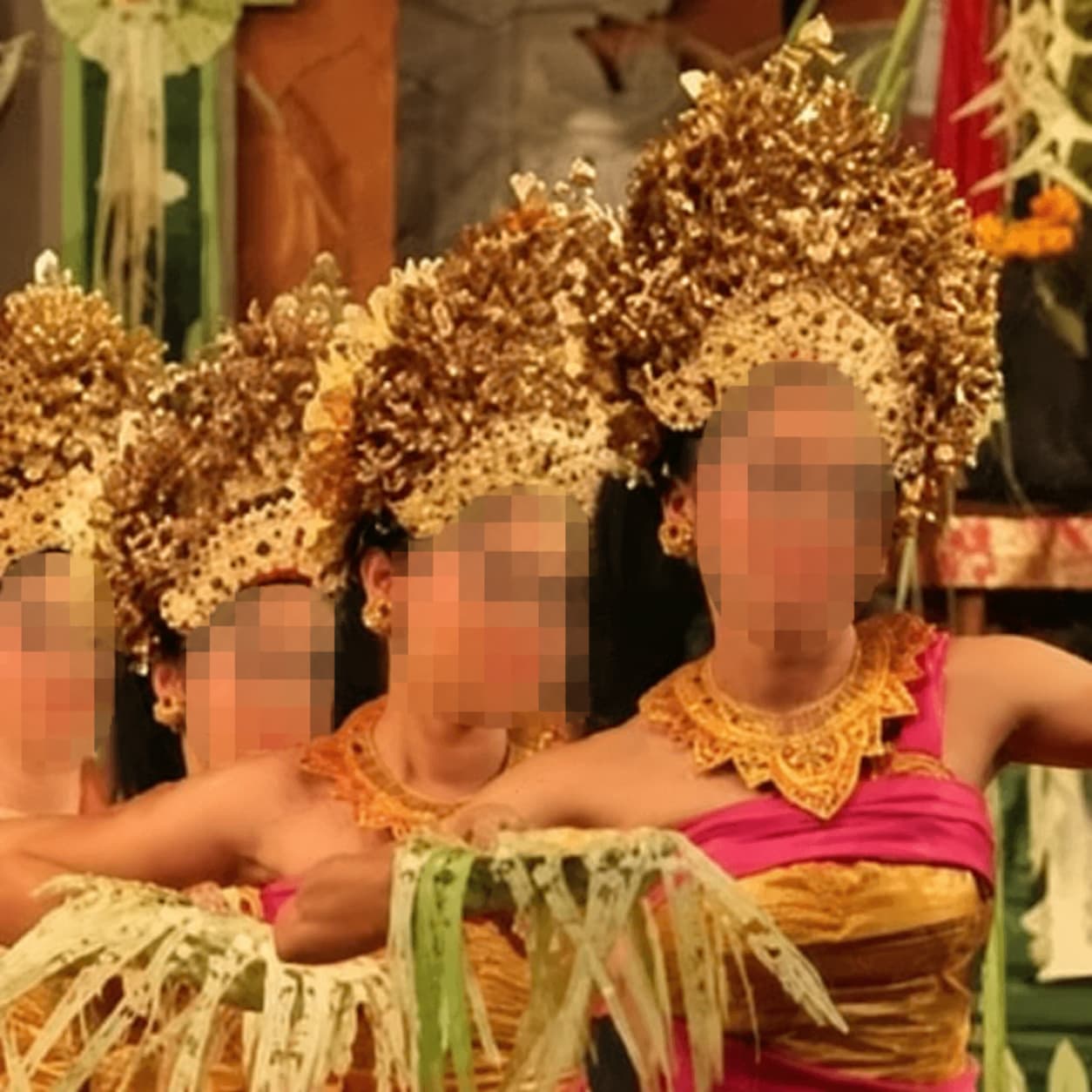 071702100_1446027313-tari_Pendet (1)